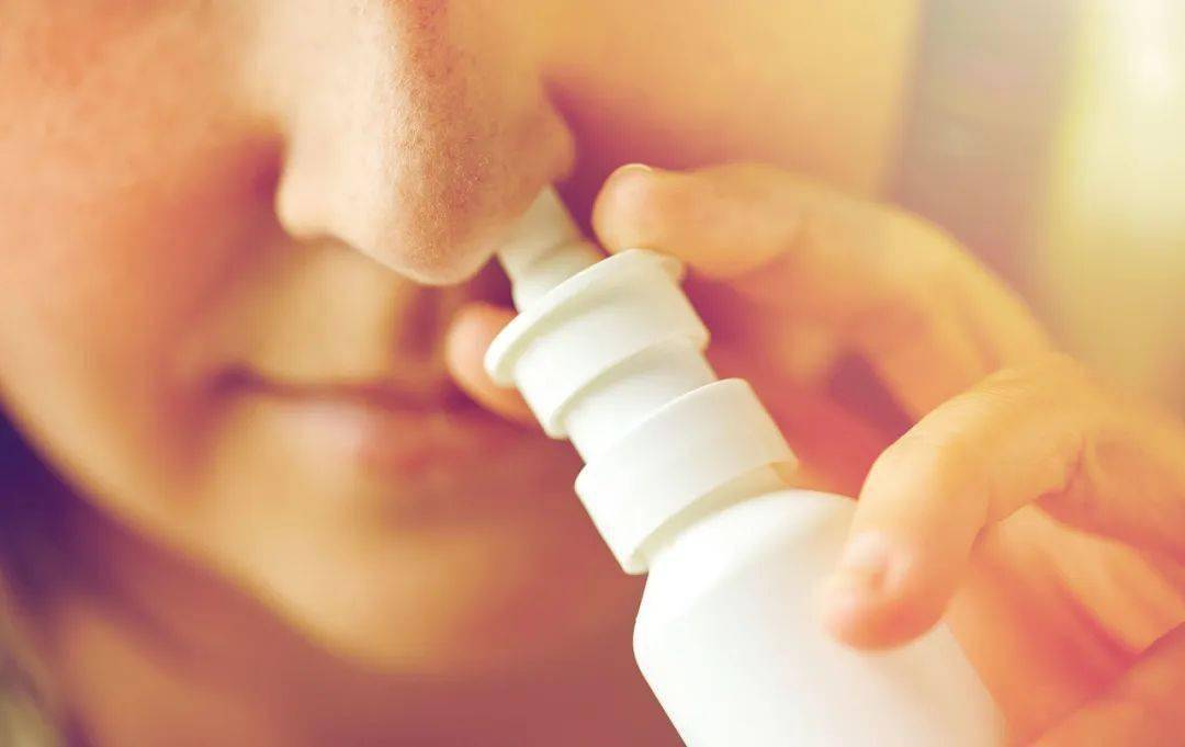 对付感冒和鼻炎，学会洗鼻很重要